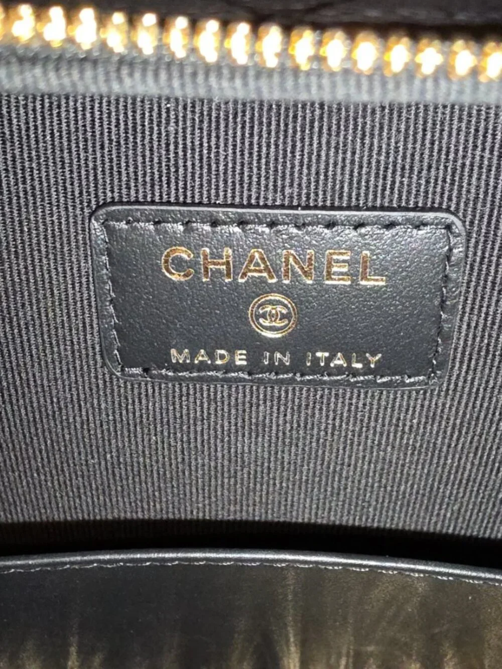 Chanel Vanity with Chain – Black Caviar, Gold Hardware – 25B – NWT
